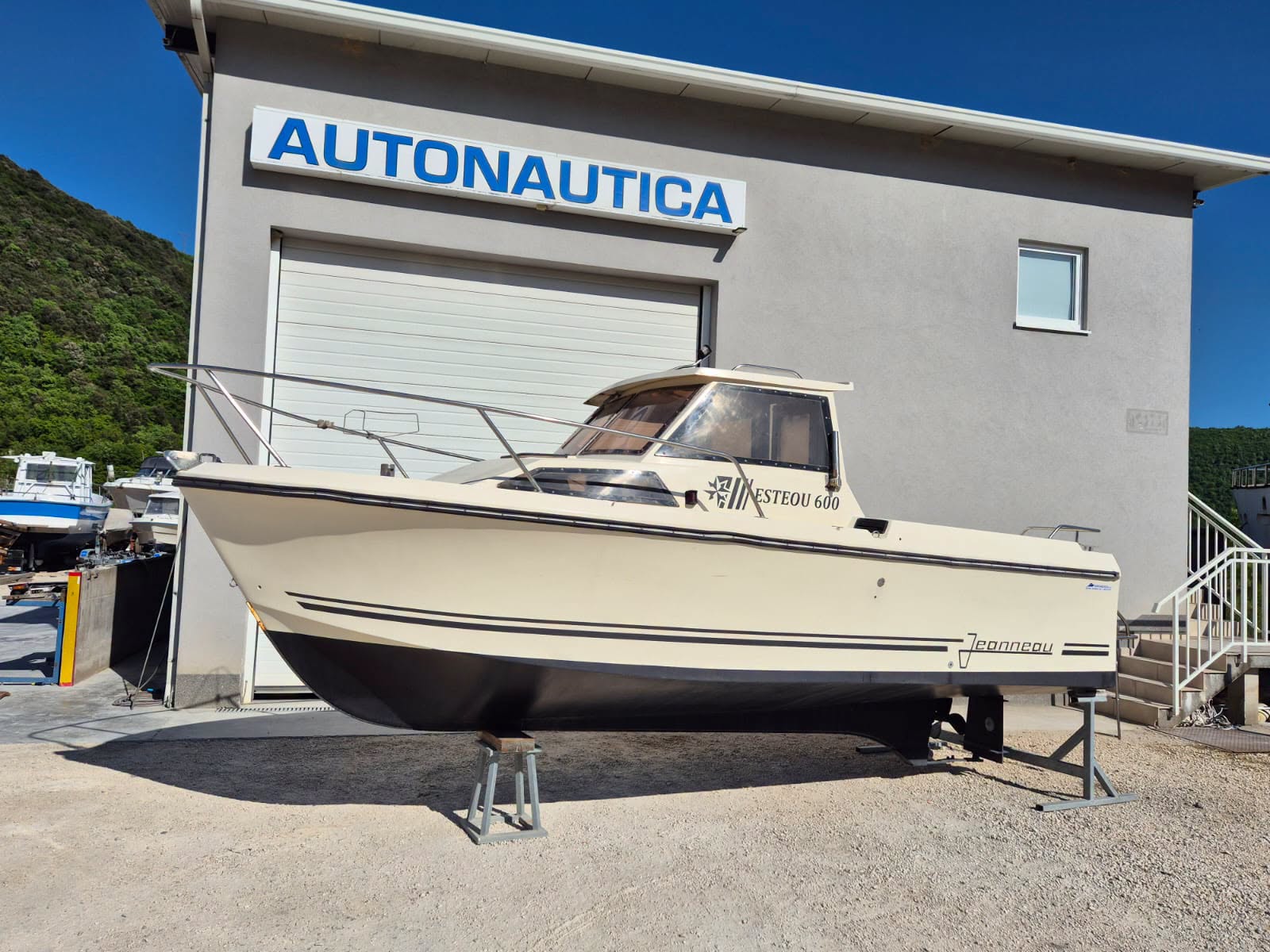 Esteou 600